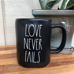 Rae Dunn “LOVE NEVER FAILS” mug